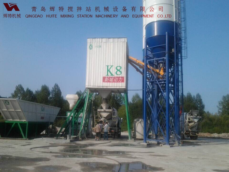 輝特混凝土攪拌站HZS50攪拌性能強，攪拌均勻、迅速，生產(chǎn)效率高
