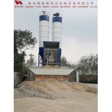 輝特混凝土攪拌站HZS50攪拌性能強，攪拌均勻、迅速，生產(chǎn)效率高