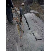 大型無(wú)聲拆除石頭用機(jī)載分裂機(jī)設(shè)備