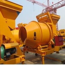 河南JZC500自落式反轉(zhuǎn)出料攪拌機(jī)