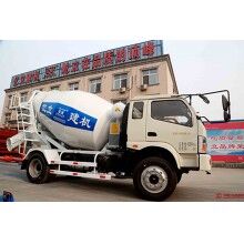 混凝土攪拌運(yùn)輸車4立方，液壓驅(qū)動、風(fēng)冷式散熱器